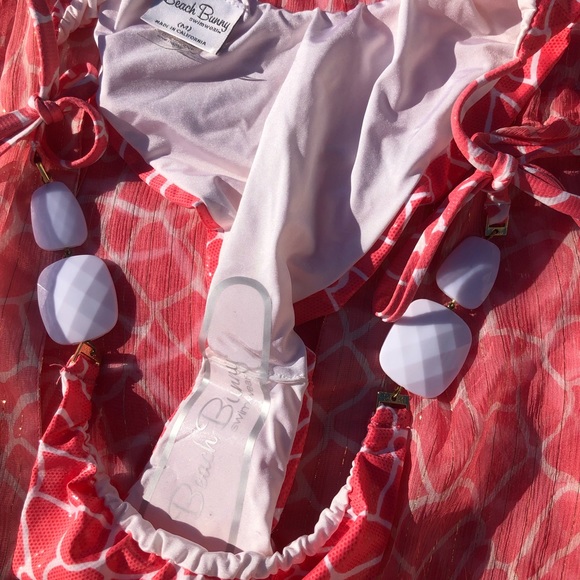 NWT beach bunny bikini ๐ giraffe ๐ฆ glitter in the air size M set - Picture 9 of 16